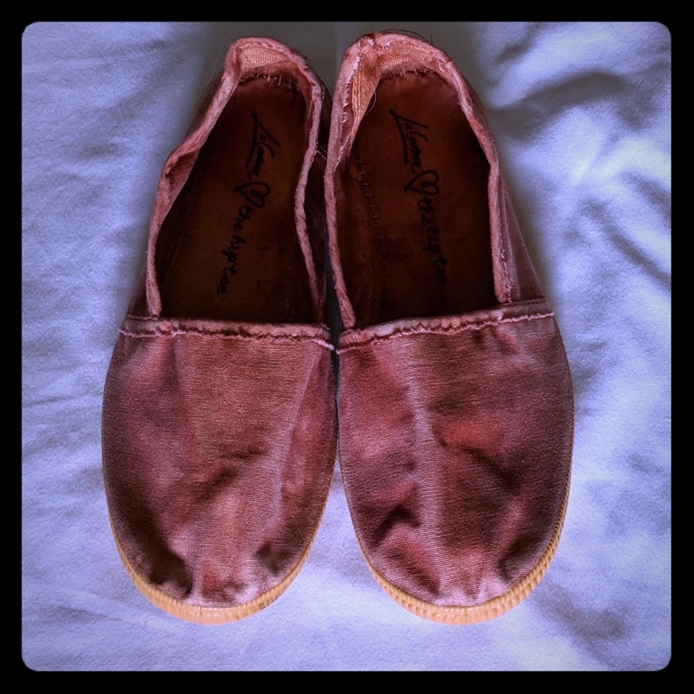 The Hip Tee Flats NWOT